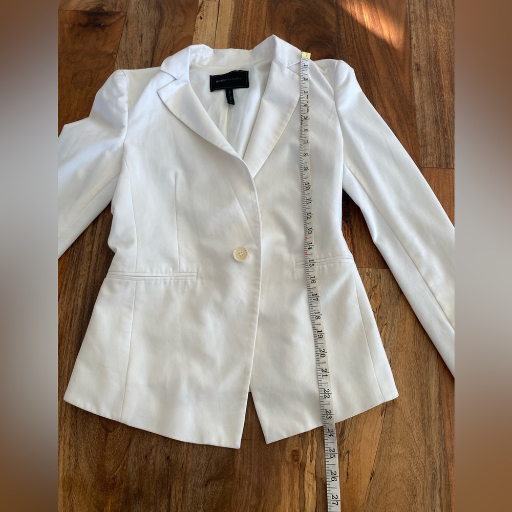 BCBG “Fay” Blazer in Gardenia - Picture 10 of 13